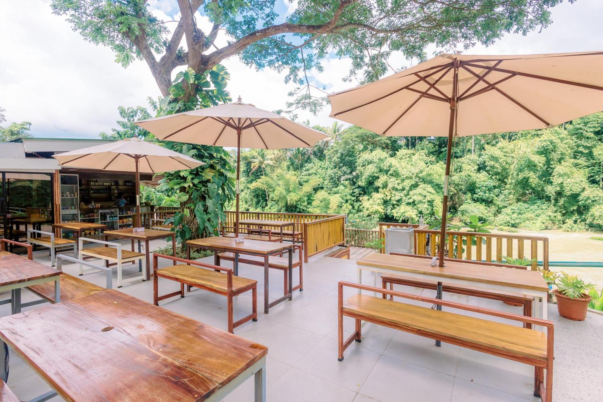 Busai Dream Falls Resort Loboc Exteriör bild